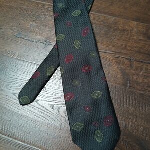 Classic Black Men's Tie with Red and Olive Geometric Accents